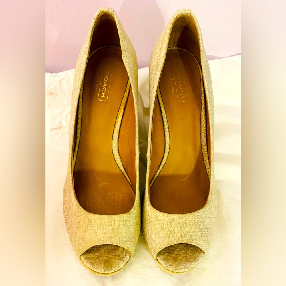 COACH  Milan Beige Espadrille Wedge Platform Heels Peep Toes Shoes Size 9.5.